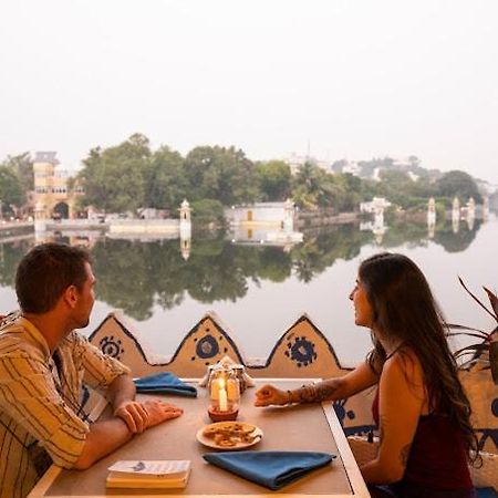 Unplanned Hostel Udaipur Exteriör bild