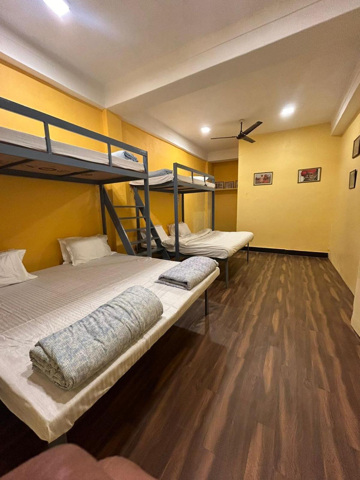 Unplanned Hostel Udaipur Exteriör bild