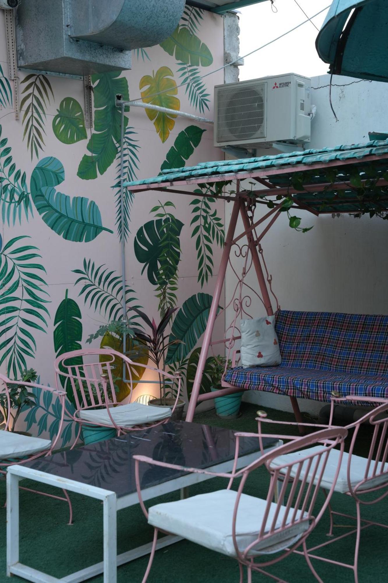 Unplanned Hostel Udaipur Exteriör bild